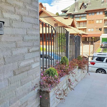 Apartamento Ape St Petrus Centro Gramado Exterior foto