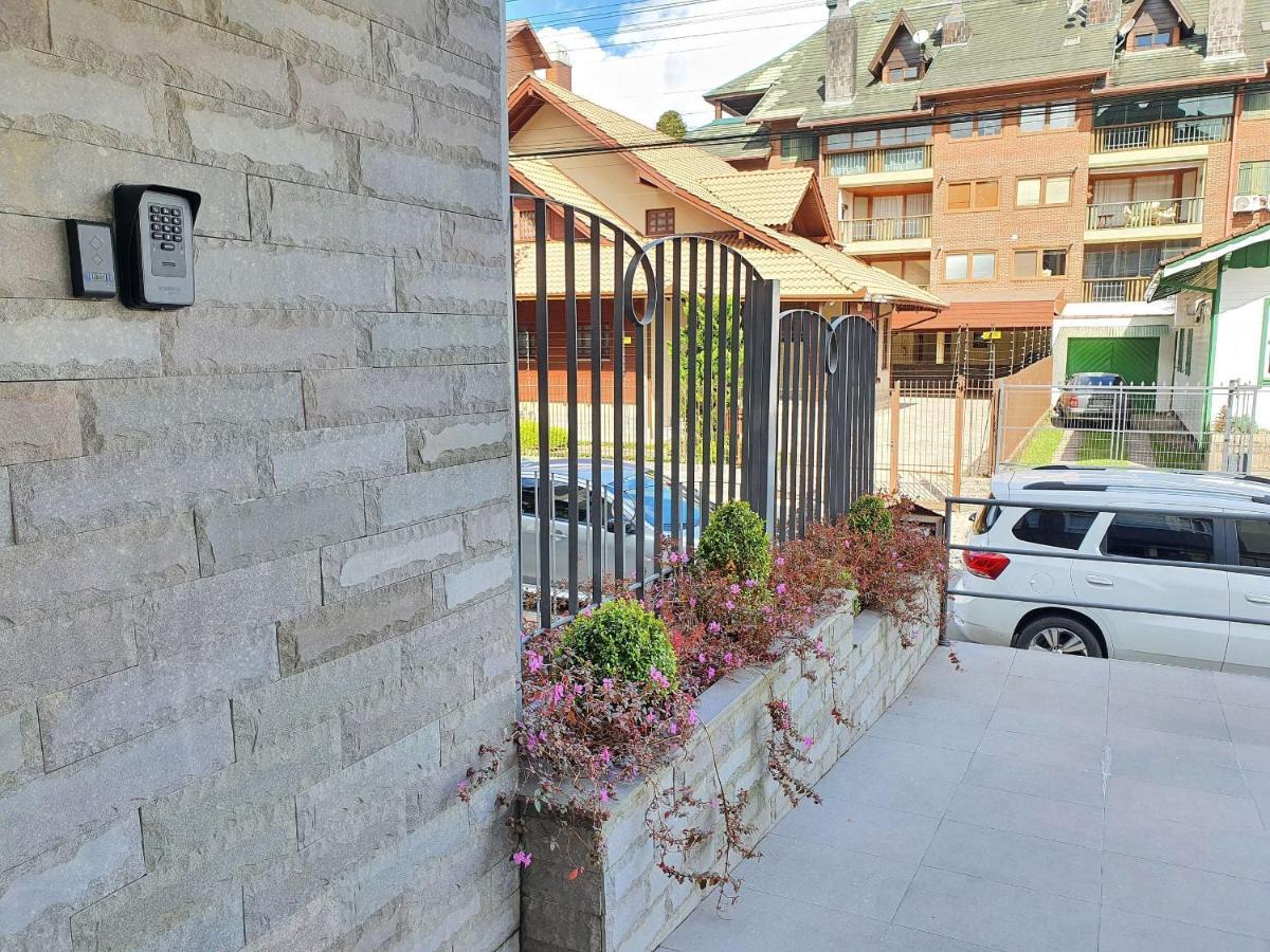 Apartamento Ape St Petrus Centro Gramado Exterior foto