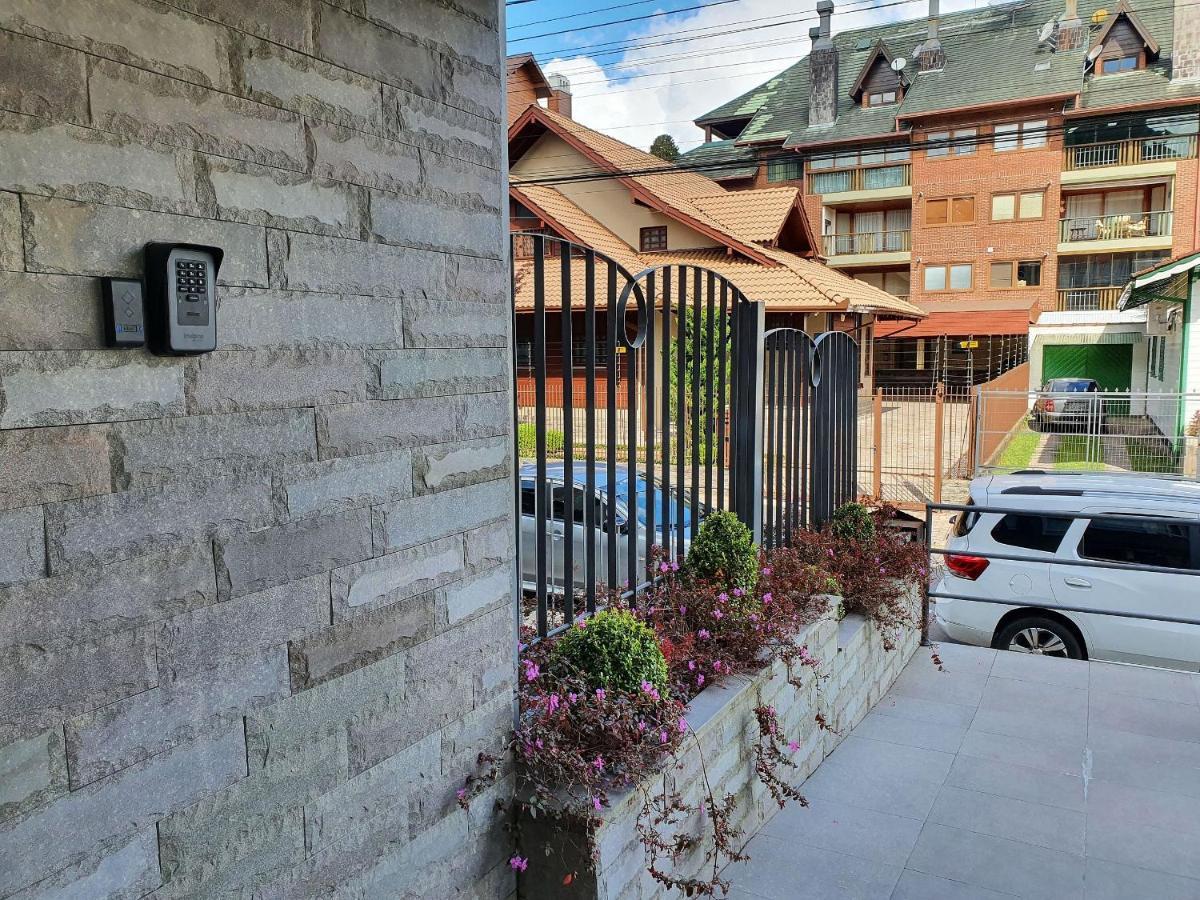 Apartamento Ape St Petrus Centro Gramado Exterior foto